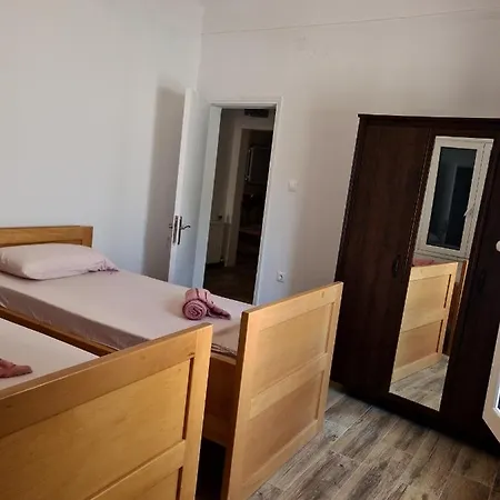 Debi's Place Apartamento Linaria (Skyros)